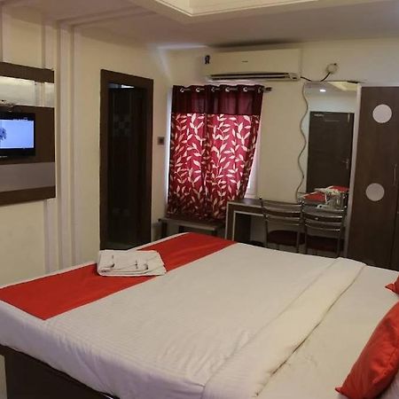 Padmavathi Family Guest House Visakhapatnam Eksteriør bilde